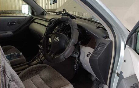 Toyota Kluger I, 2001 год, 950 000 рублей, 10 фотография