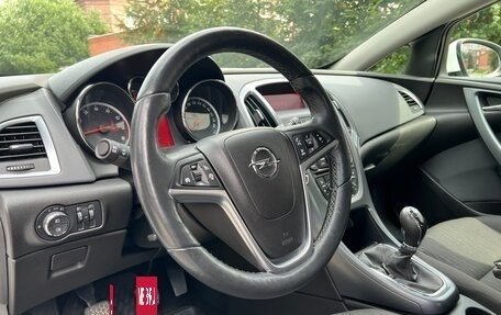 Opel Astra J, 2014 год, 1 050 000 рублей, 13 фотография