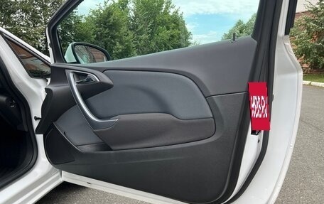Opel Astra J, 2014 год, 1 050 000 рублей, 27 фотография