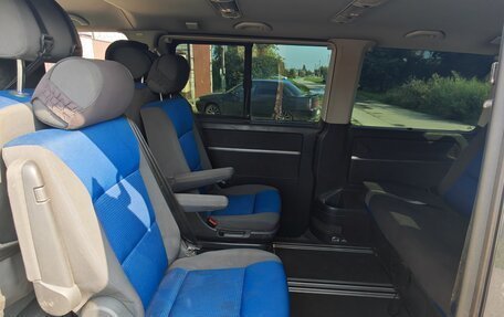 Volkswagen Multivan T5, 2007 год, 950 000 рублей, 4 фотография