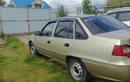 Daewoo Nexia I рестайлинг, 2012 год, 300 000 рублей, 11 фотография