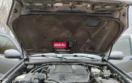 Toyota Land Cruiser Prado 120 рестайлинг, 2007 год, 2 000 000 рублей, 9 фотография