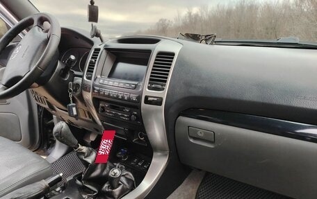 Toyota Land Cruiser Prado 120 рестайлинг, 2007 год, 2 000 000 рублей, 4 фотография