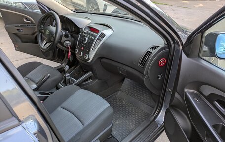 KIA cee'd I рестайлинг, 2010 год, 620 000 рублей, 10 фотография