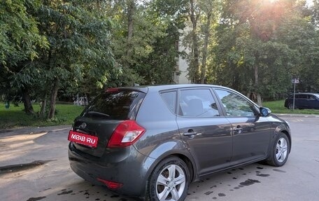 KIA cee'd I рестайлинг, 2010 год, 620 000 рублей, 3 фотография