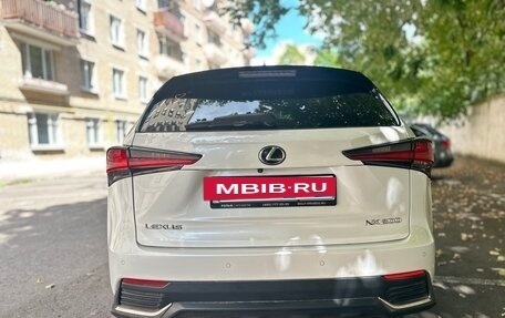Lexus NX I, 2017 год, 3 100 000 рублей, 3 фотография