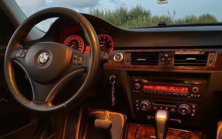 BMW 3 серия, 2008 год, 1 220 000 рублей, 18 фотография