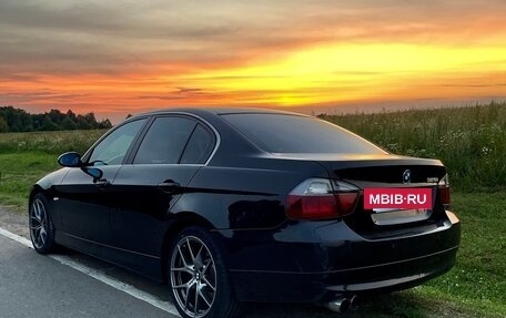 BMW 3 серия, 2008 год, 1 220 000 рублей, 27 фотография