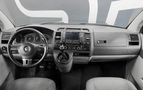 Volkswagen Caravelle T5, 2013 год, 1 399 900 рублей, 8 фотография
