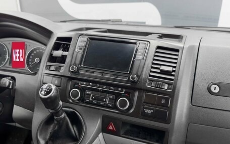 Volkswagen Caravelle T5, 2013 год, 1 399 900 рублей, 10 фотография