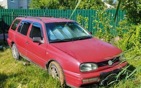 Volkswagen Golf III, 1998 год, 160 000 рублей, 1 фотография