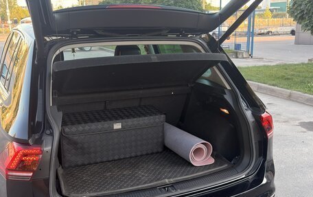 Volkswagen Tiguan II, 2017 год, 2 199 000 рублей, 6 фотография