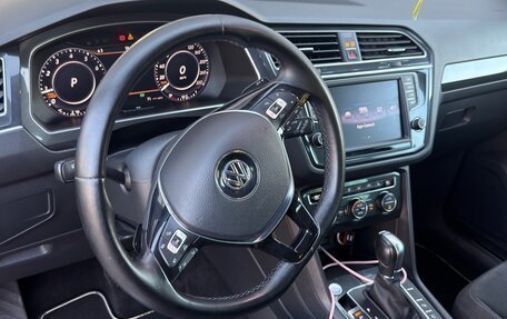Volkswagen Tiguan II, 2017 год, 2 199 000 рублей, 13 фотография