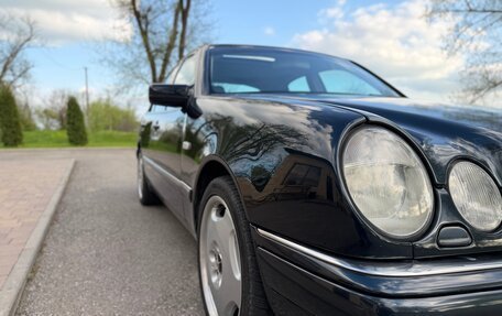 Mercedes-Benz E-Класс, 1998 год, 1 000 000 рублей, 8 фотография