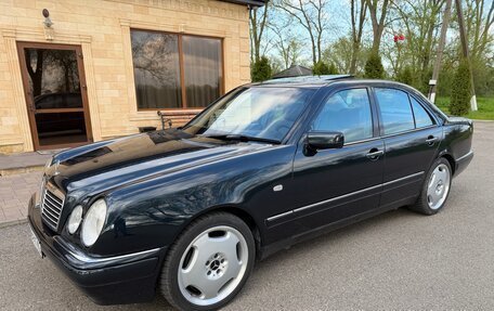 Mercedes-Benz E-Класс, 1998 год, 1 000 000 рублей, 3 фотография