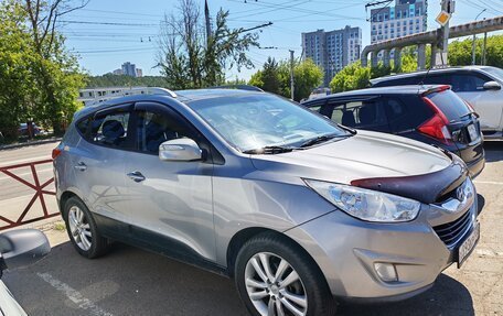 Hyundai Tucson III, 2009 год, 1 000 000 рублей, 2 фотография