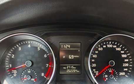 Volkswagen Jetta VI, 2015 год, 650 000 рублей, 12 фотография