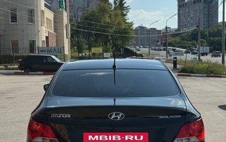 Hyundai Solaris II рестайлинг, 2013 год, 1 300 000 рублей, 5 фотография