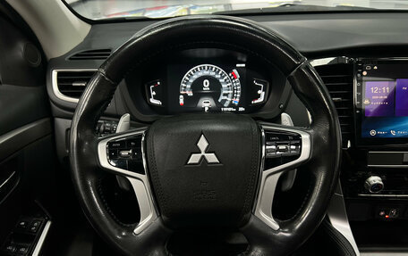 Mitsubishi Pajero Sport III рестайлинг, 2020 год, 3 450 000 рублей, 12 фотография