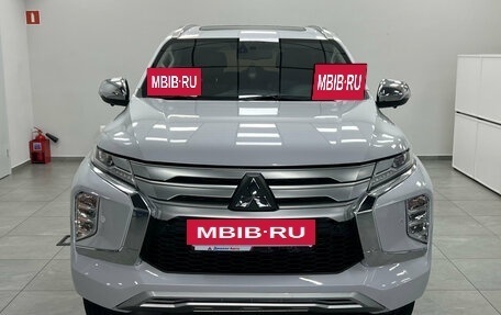 Mitsubishi Pajero Sport III рестайлинг, 2020 год, 3 450 000 рублей, 3 фотография