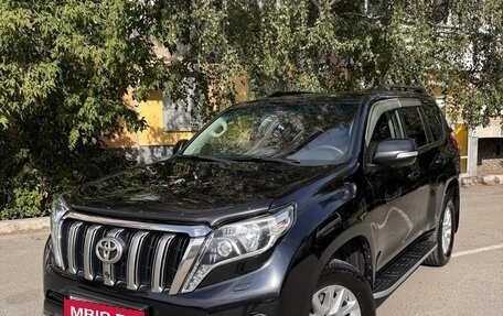 Toyota Land Cruiser Prado 150 рестайлинг 2, 2016 год, 4 350 000 рублей, 2 фотография