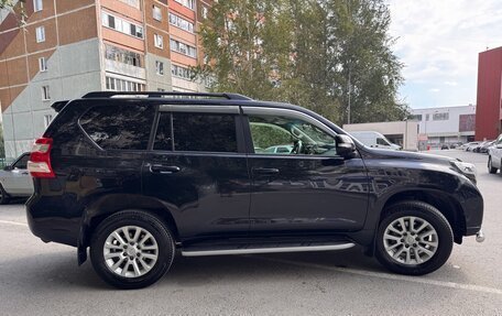 Toyota Land Cruiser Prado 150 рестайлинг 2, 2016 год, 4 350 000 рублей, 7 фотография