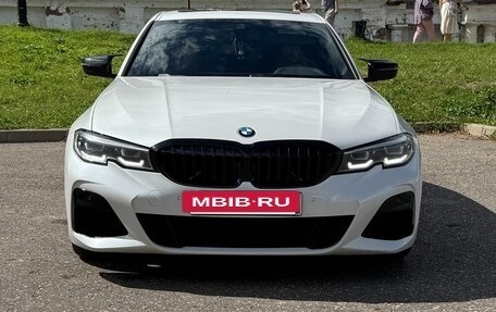 BMW 3 серия, 2019 год, 3 900 000 рублей, 24 фотография