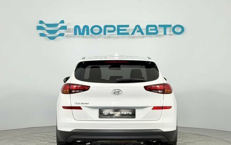 Hyundai Tucson III, 2019 год, 2 190 000 рублей, 6 фотография