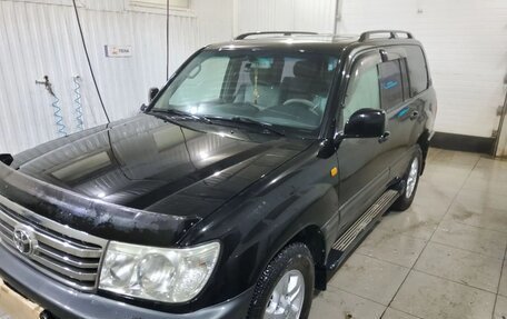Toyota Land Cruiser 100 рестайлинг 2, 2006 год, 4 700 000 рублей, 19 фотография