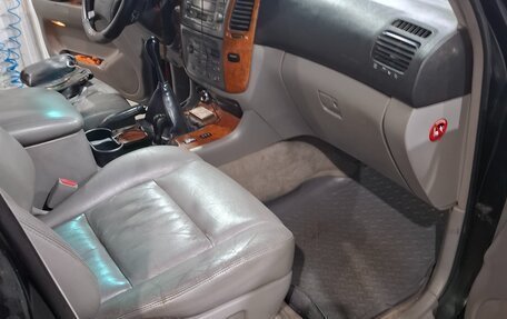 Toyota Land Cruiser 100 рестайлинг 2, 2006 год, 4 700 000 рублей, 18 фотография