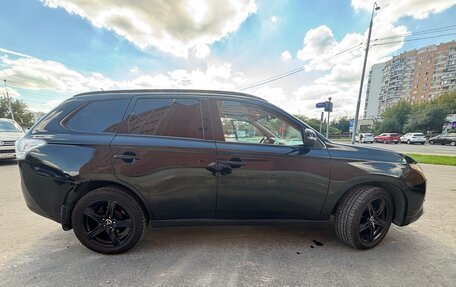 Mitsubishi Outlander III рестайлинг 3, 2013 год, 900 000 рублей, 4 фотография