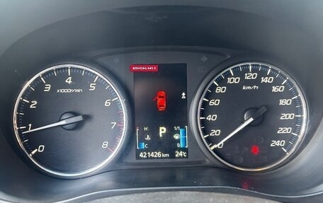 Mitsubishi Outlander III рестайлинг 3, 2013 год, 900 000 рублей, 17 фотография