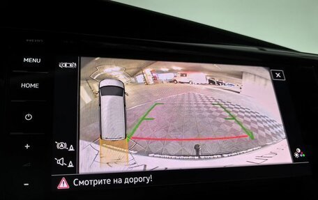Volkswagen Multivan T6 рестайлинг, 2020 год, 6 399 000 рублей, 28 фотография