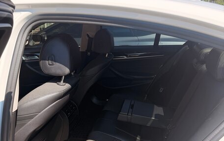 BMW 5 серия, 2019 год, 3 000 000 рублей, 8 фотография