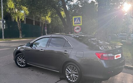 Toyota Camry, 2013 год, 1 715 000 рублей, 6 фотография