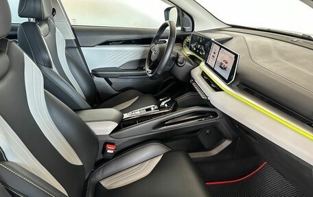 Geely Coolray I, 2023 год, 1 894 000 рублей, 10 фотография