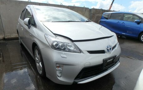 Toyota Prius, 2012 год, 1 340 000 рублей, 1 фотография