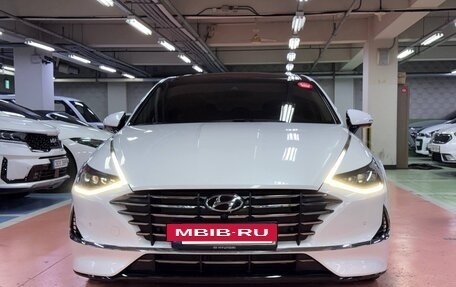 Hyundai Sonata VIII, 2021 год, 2 100 000 рублей, 2 фотография
