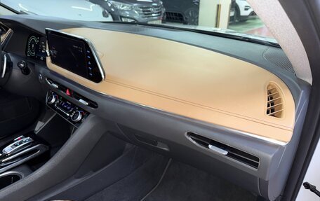 Hyundai Sonata VIII, 2021 год, 2 100 000 рублей, 17 фотография