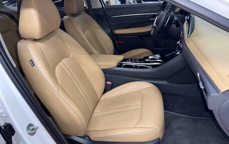 Hyundai Sonata VIII, 2021 год, 2 100 000 рублей, 18 фотография