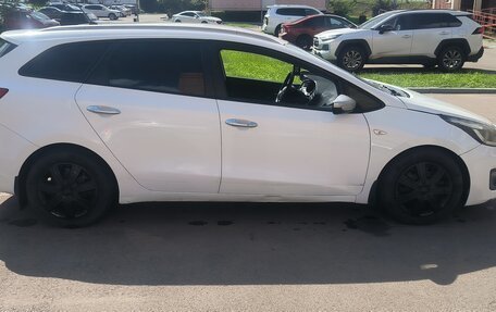 KIA cee'd III, 2016 год, 600 000 рублей, 2 фотография