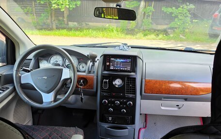 Chrysler Town & Country V рестайлинг, 2007 год, 730 000 рублей, 7 фотография