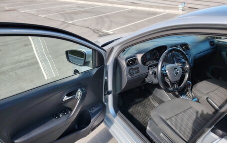 Volkswagen Polo VI (EU Market), 2017 год, 1 230 000 рублей, 25 фотография