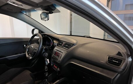 KIA Rio III рестайлинг, 2016 год, 940 000 рублей, 12 фотография