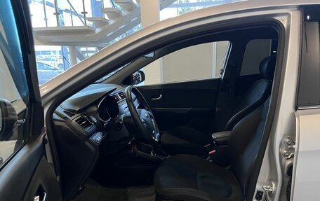 KIA Rio III рестайлинг, 2016 год, 940 000 рублей, 16 фотография