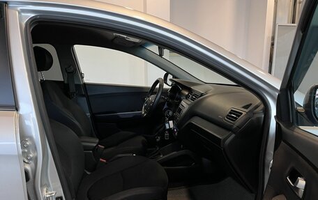 KIA Rio III рестайлинг, 2016 год, 940 000 рублей, 29 фотография