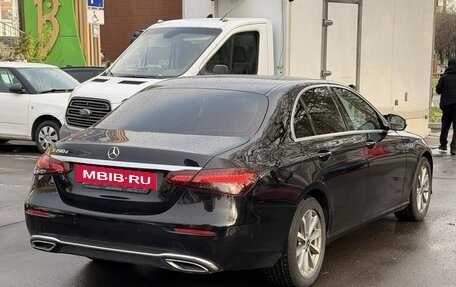 Mercedes-Benz E-Класс, 2021 год, 2 560 000 рублей, 3 фотография
