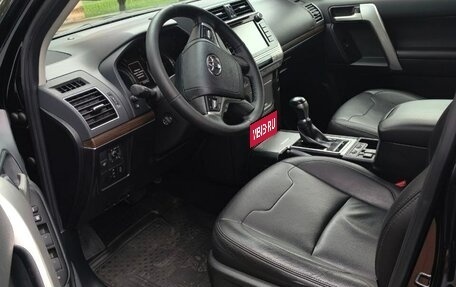 Toyota Land Cruiser Prado 150 рестайлинг 2, 2018 год, 6 000 000 рублей, 1 фотография