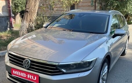 Volkswagen Passat B8 рестайлинг, 2015 год, 1 670 000 рублей, 1 фотография