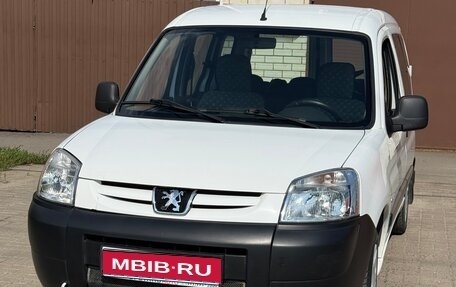 Peugeot Partner II рестайлинг 2, 2010 год, 535 000 рублей, 1 фотография